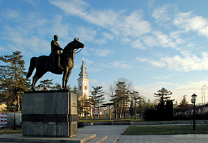 The monument to Commander Mišić on the central square in Mionica, the work of Oto Jovan Logo